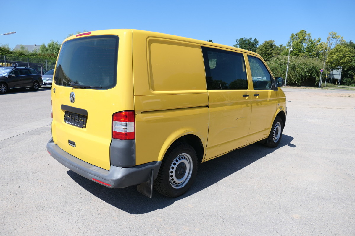 VW T5 Transporter 2.0 TDI PARKTRONIK EURO-5 2xSCHIE - Små skåpbil: bild 4 VW T5 Transporter 2.0 TDI PARKTRONIK EURO-5 2xSCHIE - Små skåpbil: bild 4