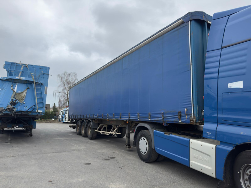 Fruehauf - Kapelltrailer: bild 1 Fruehauf - Kapelltrailer: bild 1