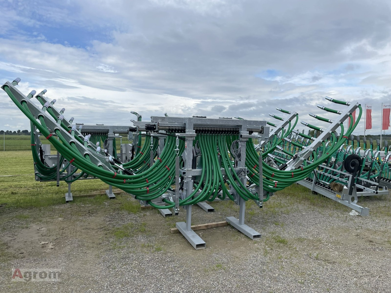 Fliegl Schleppschuhverteiler Compact 7,5 m - Jord injektor: bild 1 Fliegl Schleppschuhverteiler Compact 7,5 m - Jord injektor: bild 1