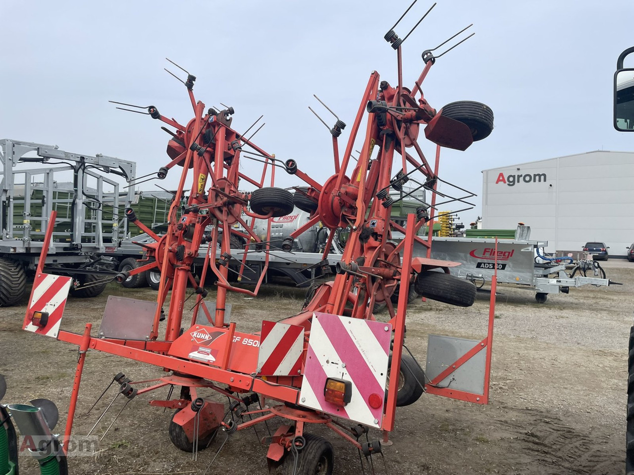 Kuhn GF 8501 - Hövändare: bild 5 Kuhn GF 8501 - Hövändare: bild 5