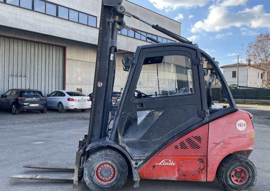 Linde H 30 D/393 - Dieseltruck: bild 2 Linde H 30 D/393 - Dieseltruck: bild 2
