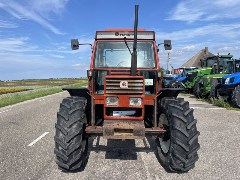 Fiat 90-90 DT - Traktor: bild 2 Fiat 90-90 DT - Traktor: bild 2