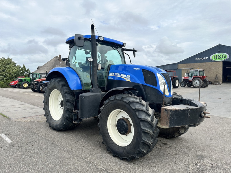 New Holland T7.210 - Traktor: bild 3 New Holland T7.210 - Traktor: bild 3