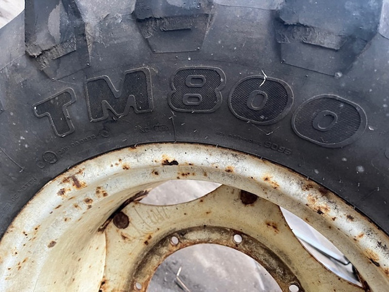 Trelleborg 480.65 R24 TM 800 - Däck: bild 5 Trelleborg 480.65 R24 TM 800 - Däck: bild 5