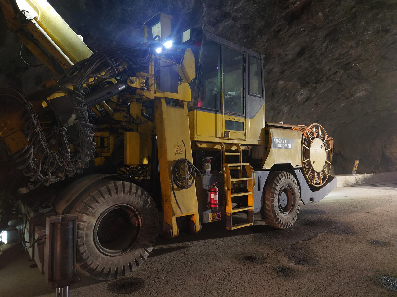 Atlas Copco WL3C - Styrbara borrmaskin: bild 2 Atlas Copco WL3C - Styrbara borrmaskin: bild 2