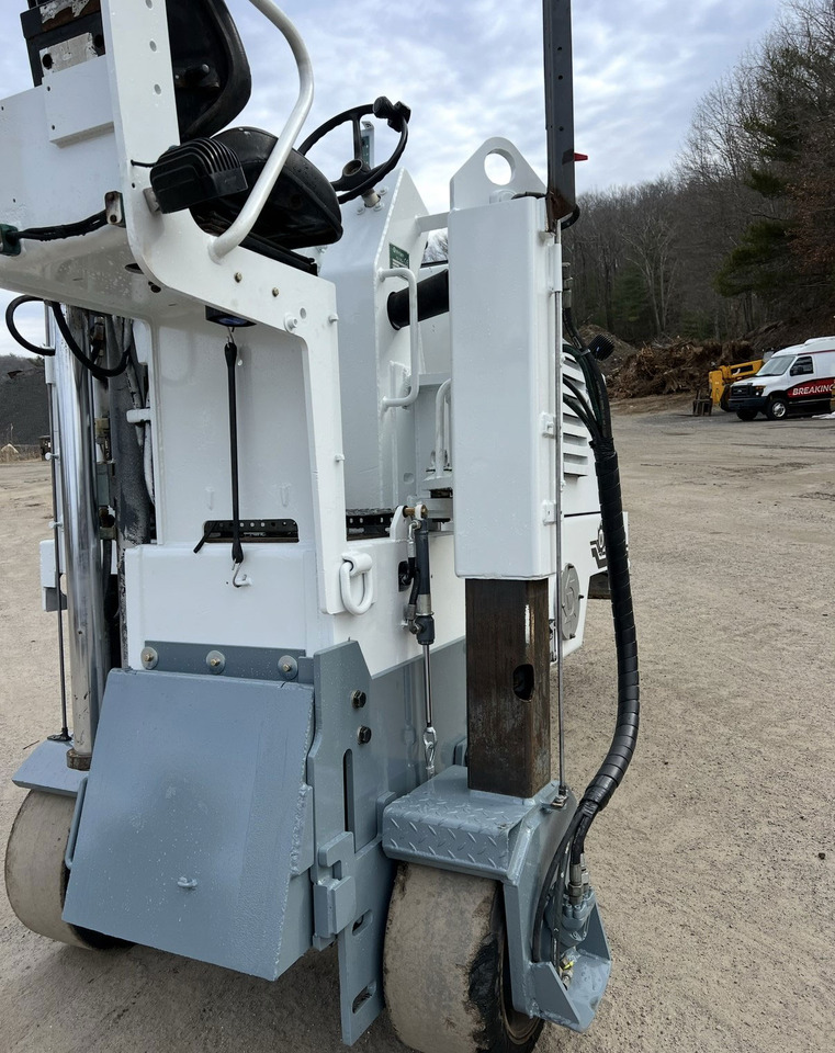 Ditch Witch W 500 - Asfaltfräs: bild 5 Ditch Witch W 500 - Asfaltfräs: bild 5