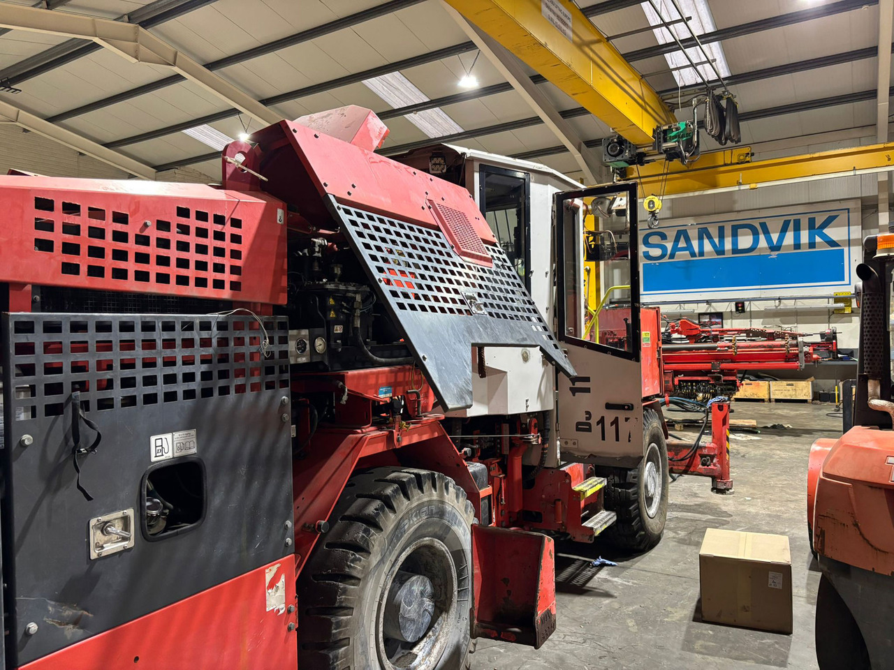 Sandvik DS411 - Styrbara borrmaskin: bild 4 Sandvik DS411 - Styrbara borrmaskin: bild 4