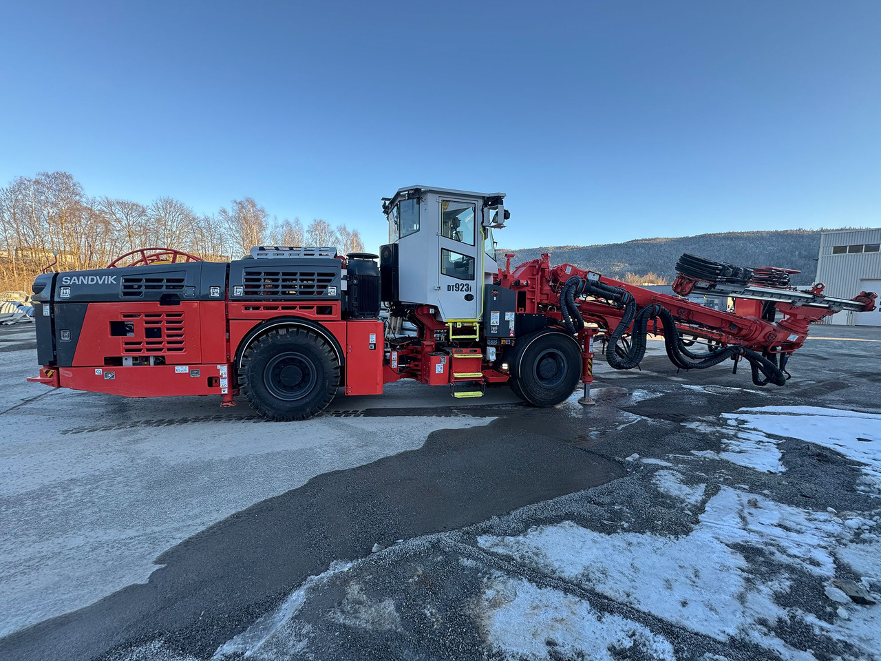 Sandvik DT923I - Styrbara borrmaskin: bild 2 Sandvik DT923I - Styrbara borrmaskin: bild 2
