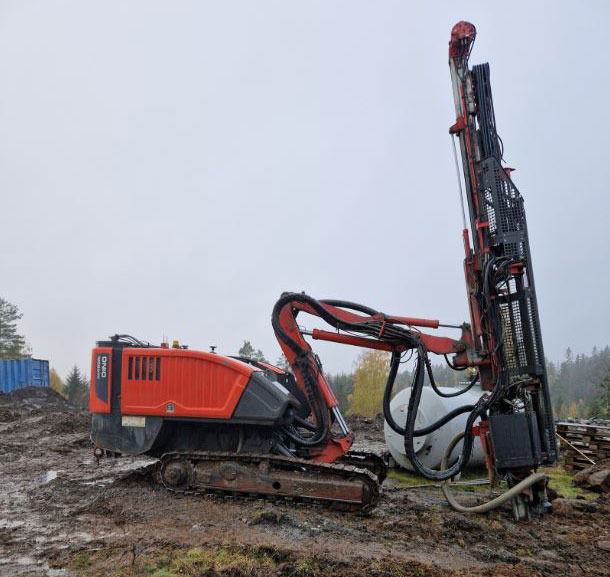 Sandvik Dino DC400Ri - Borrmaskin: bild 2 Sandvik Dino DC400Ri - Borrmaskin: bild 2