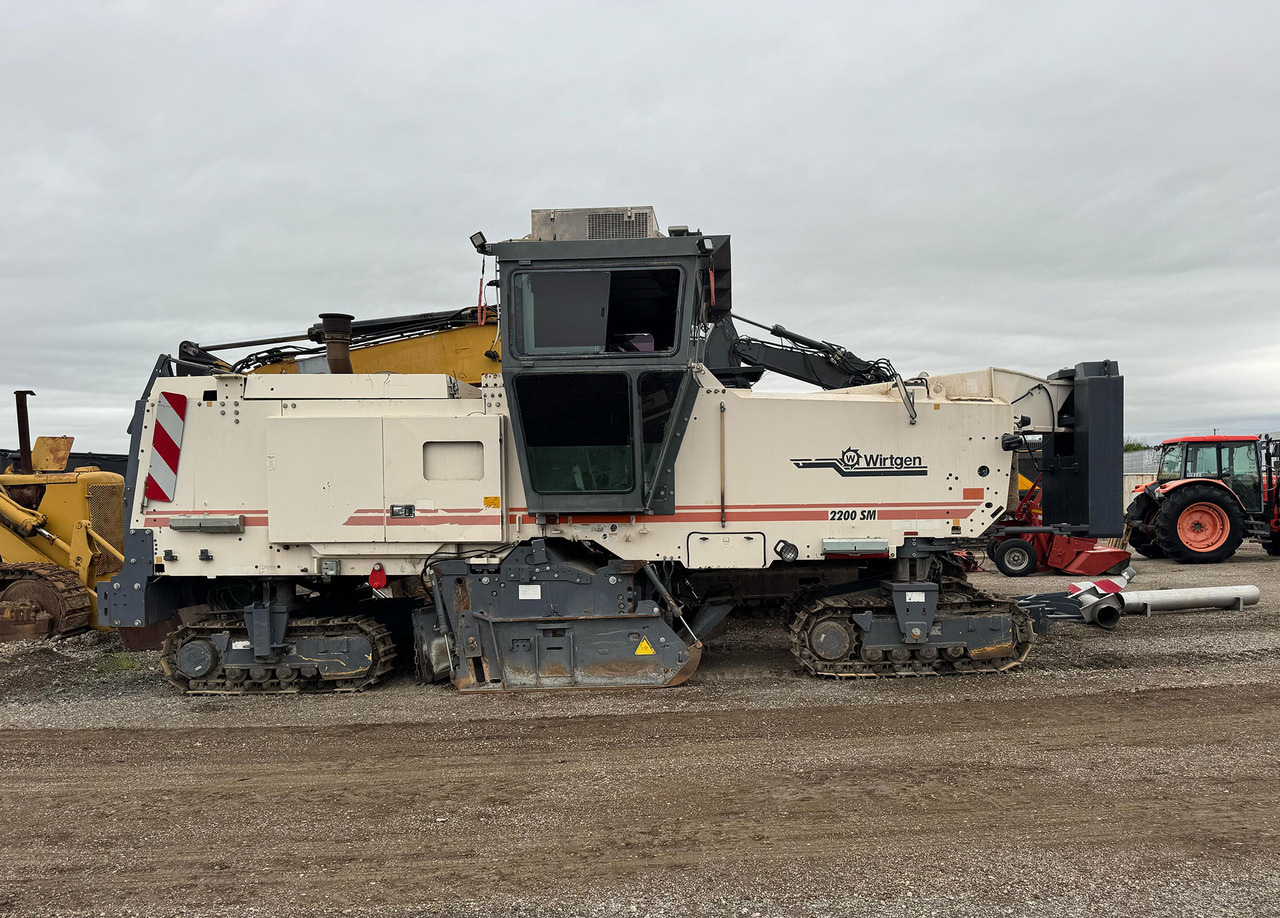 Wirtgen 2200 SM - Asfaltfräs: bild 1 Wirtgen 2200 SM - Asfaltfräs: bild 1