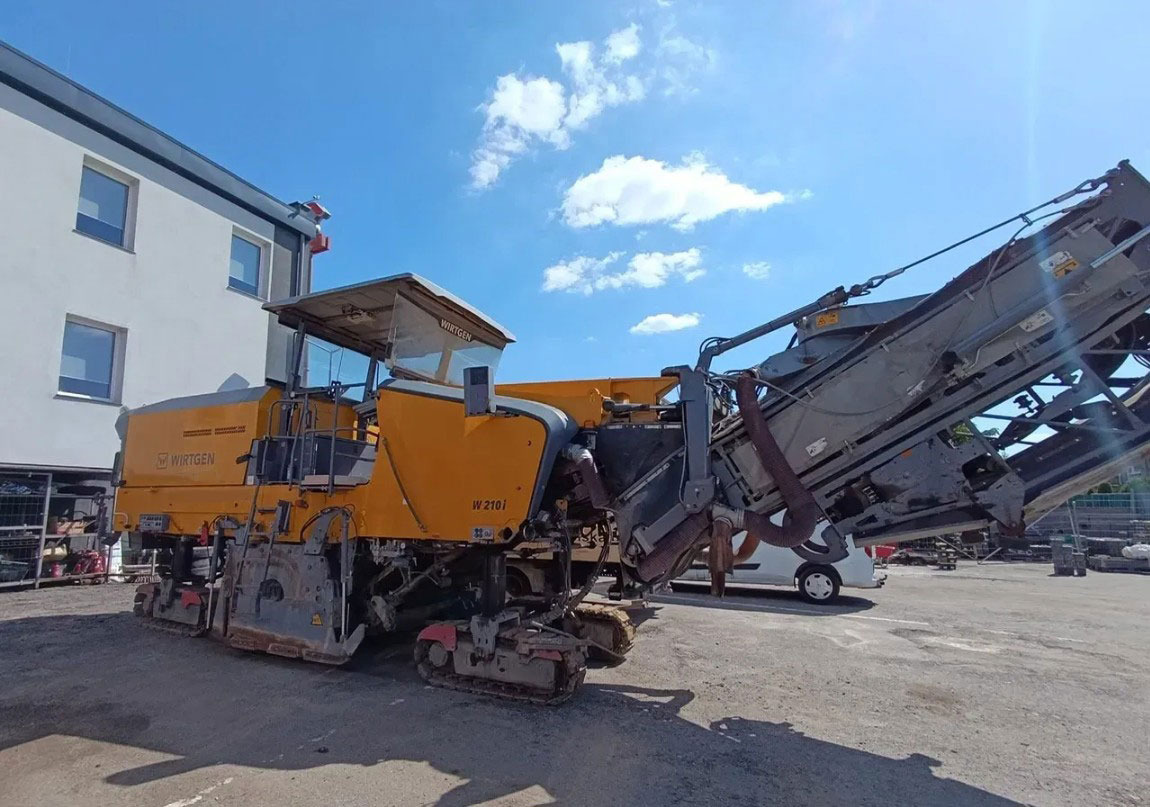 Wirtgen W 210 i - Asfaltfräs: bild 1 Wirtgen W 210 i - Asfaltfräs: bild 1