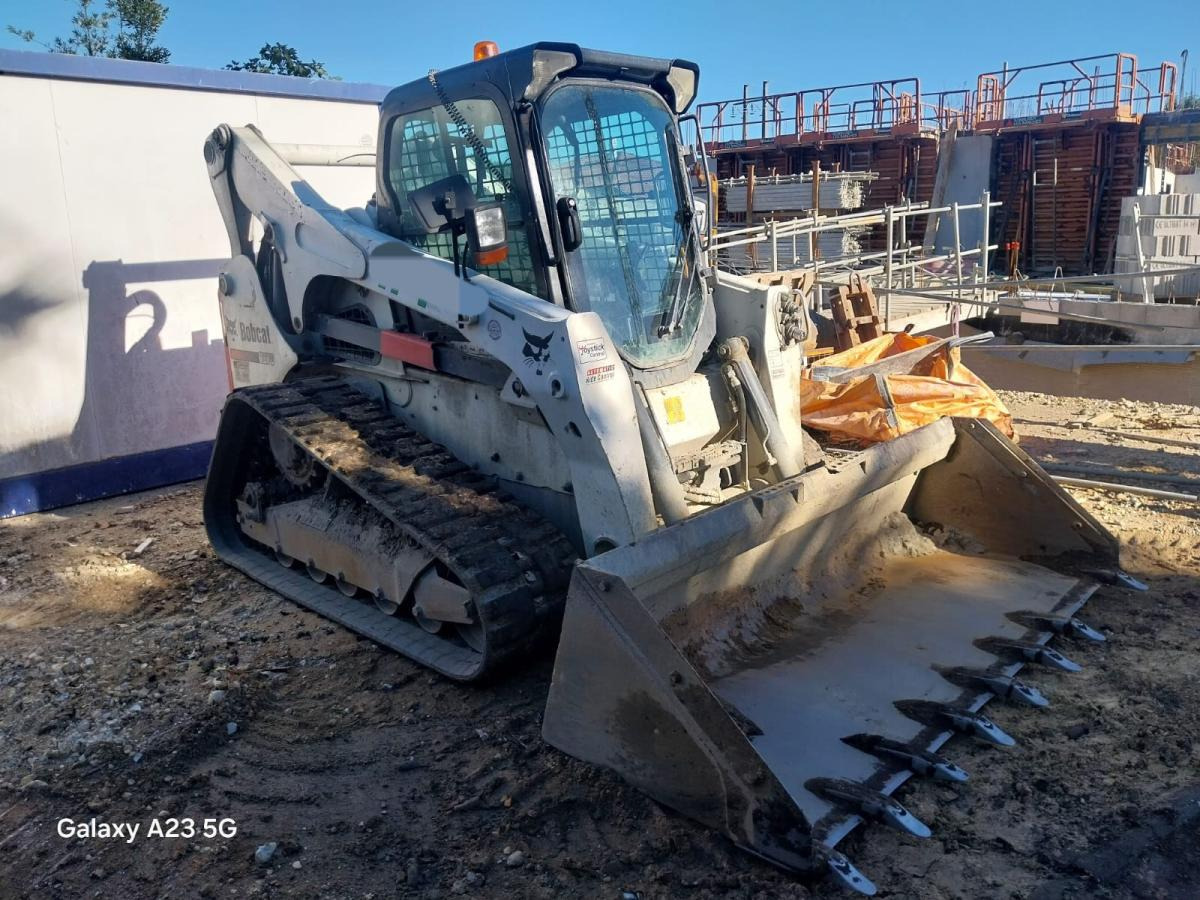 BOBCAT T870 T870 - Kompakt bandlastare: bild 1 BOBCAT T870 T870 - Kompakt bandlastare: bild 1