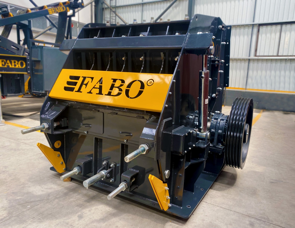 Ny Slagkross FABO impact crusher: bild 6