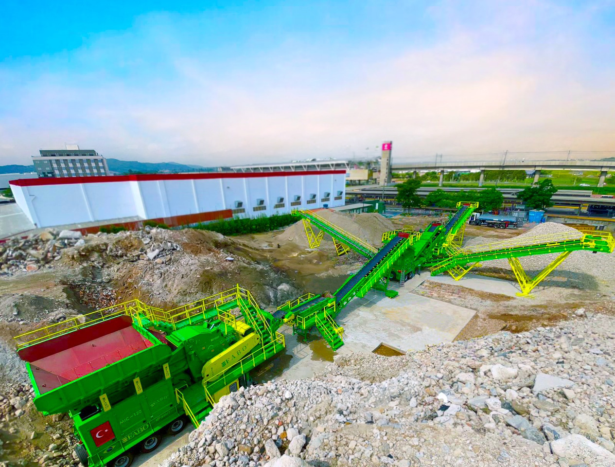 FABO mobile impact crusher - Slagkross: bild 1 FABO mobile impact crusher - Slagkross: bild 1
