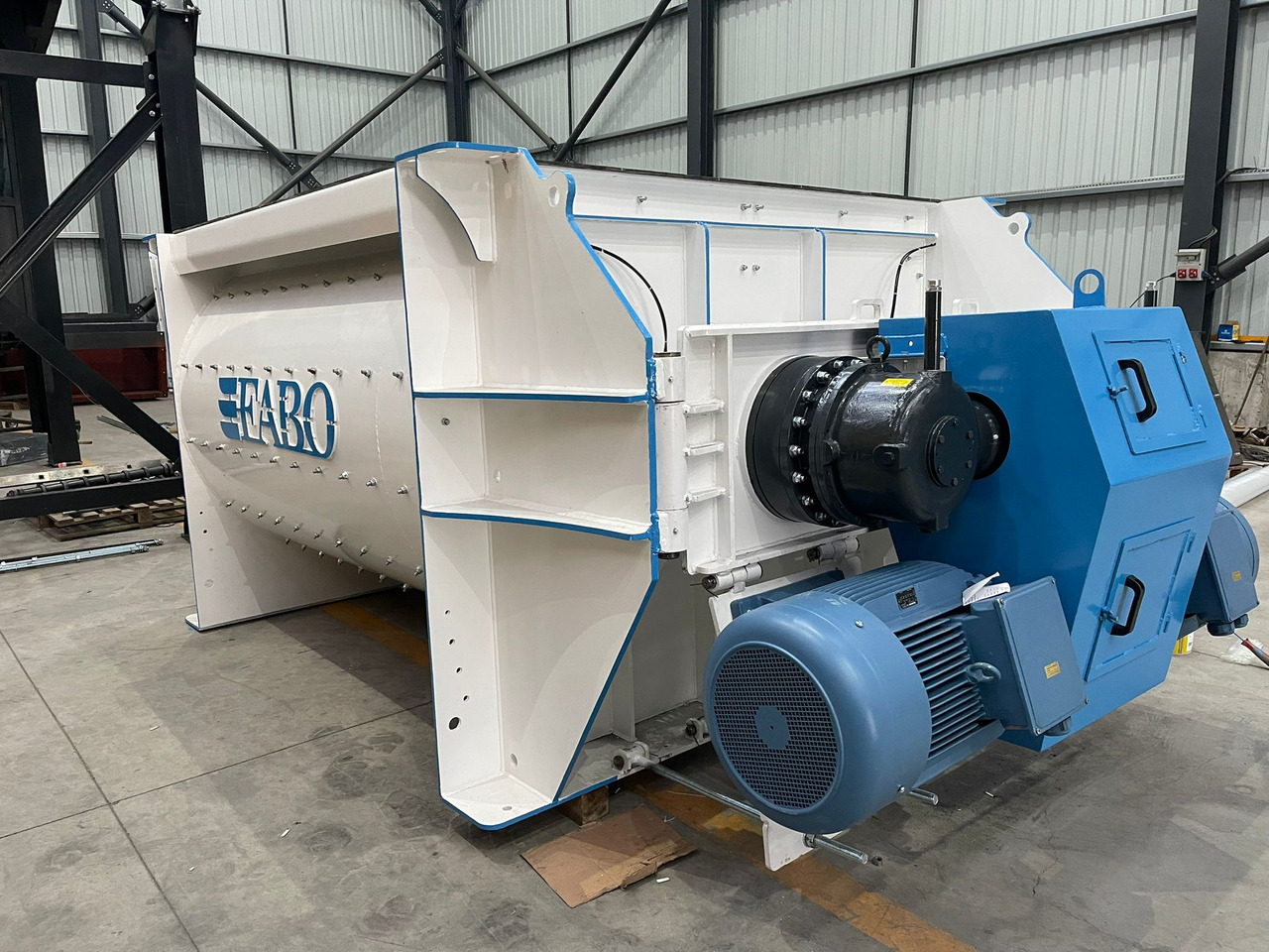 FABO twin shaft mixer - Betongblandare: bild 2 FABO twin shaft mixer - Betongblandare: bild 2