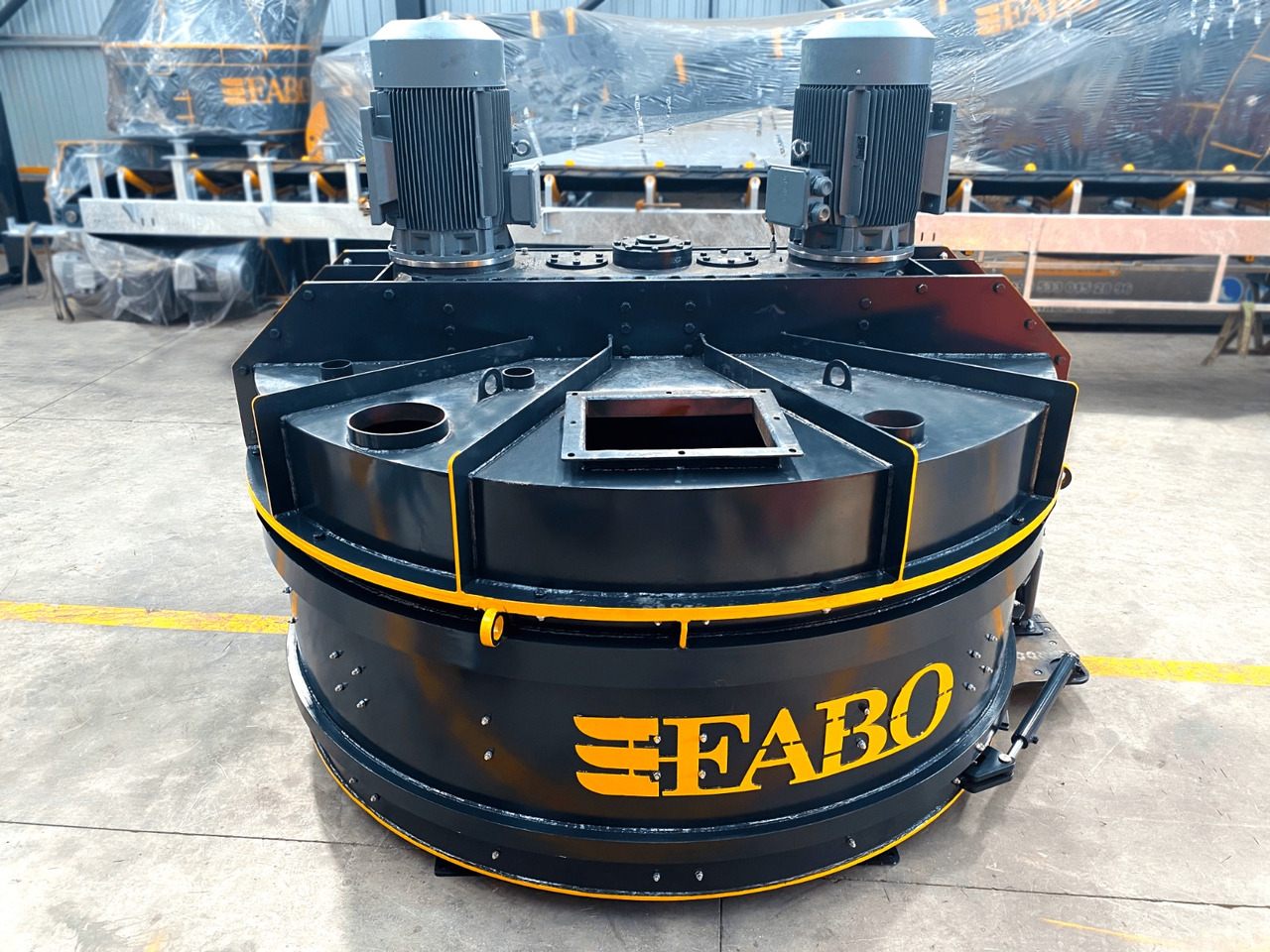 FABO twin shaft mixer - Betongblandare: bild 1 FABO twin shaft mixer - Betongblandare: bild 1