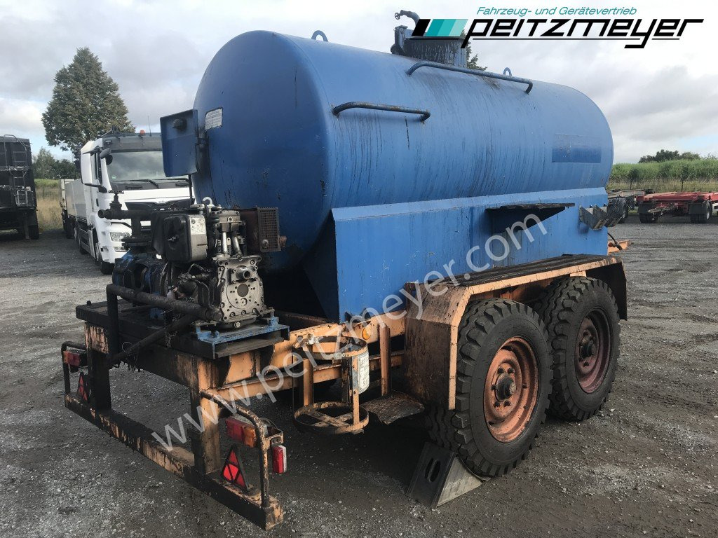 BATHE TANDEMANHÄNGER Bitum / Teerkocher 3,5 m³ Hatz Diesel-Motor 1 B 40 - Bitumenspridare: bild 1 BATHE TANDEMANHÄNGER Bitum / Teerkocher 3,5 m³ Hatz Diesel-Motor 1 B 40 - Bitumenspridare: bild 1