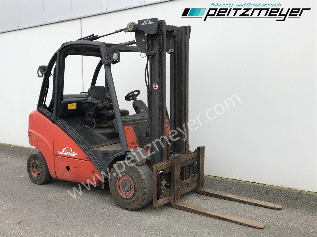 LINDE Gabelstapler H 35 T Gas + Seitenschieber - Gasoltruck: bild 2 LINDE Gabelstapler H 35 T Gas + Seitenschieber - Gasoltruck: bild 2
