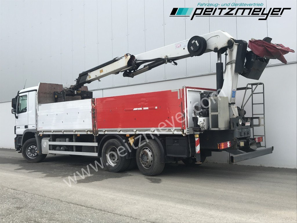 MERCEDES-BENZ Actros 2536 LL Pritsche HMF Heckkran m. Zange Baustoff - Flakbil, Kranbil: bild 3 MERCEDES-BENZ Actros 2536 LL Pritsche HMF Heckkran m. Zange Baustoff - Flakbil, Kranbil: bild 3