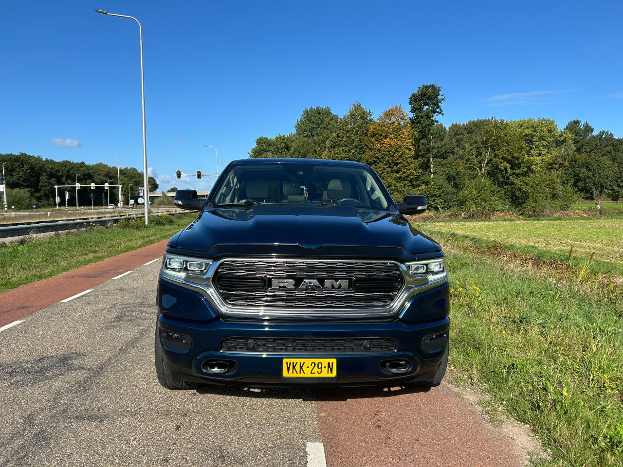 Dodge Ram Pick Up 1500 5.7 V8 4x4 Creb Cab Limeted Hemi Etorque - Pickup: bild 2 Dodge Ram Pick Up 1500 5.7 V8 4x4 Creb Cab Limeted Hemi Etorque - Pickup: bild 2