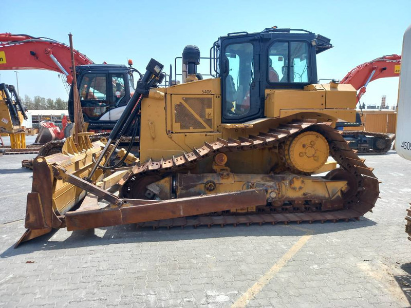Cat D6R LGP (Abu Dhabi) - Bulldozer: bild 1 Cat D6R LGP (Abu Dhabi) - Bulldozer: bild 1
