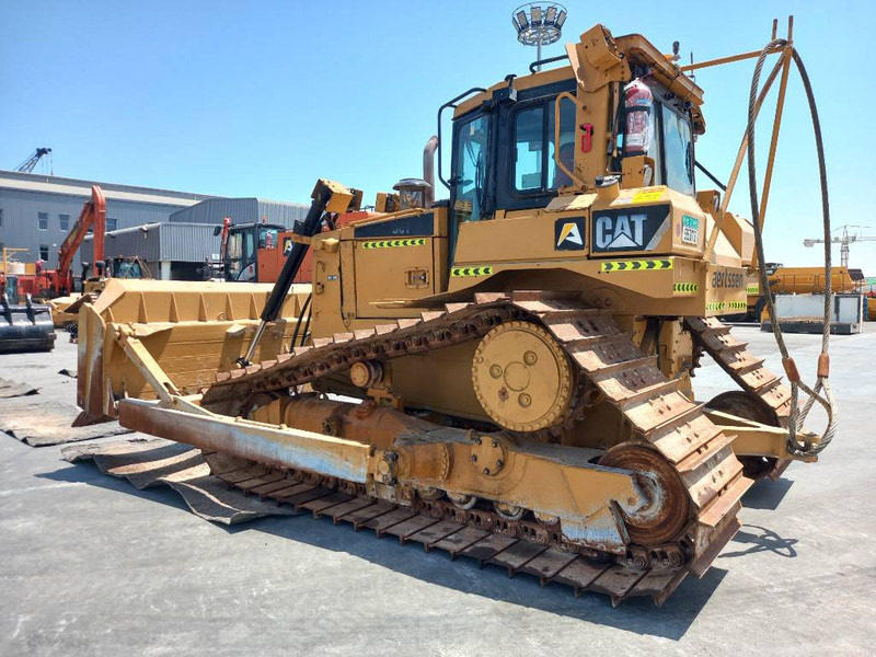 Cat D6T LGP (Abu Dhabi) - Bulldozer: bild 2 Cat D6T LGP (Abu Dhabi) - Bulldozer: bild 2