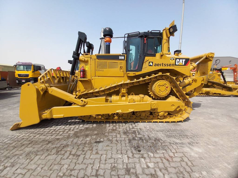 Cat D8R (Abu Dhabi) - Bulldozer: bild 1 Cat D8R (Abu Dhabi) - Bulldozer: bild 1
