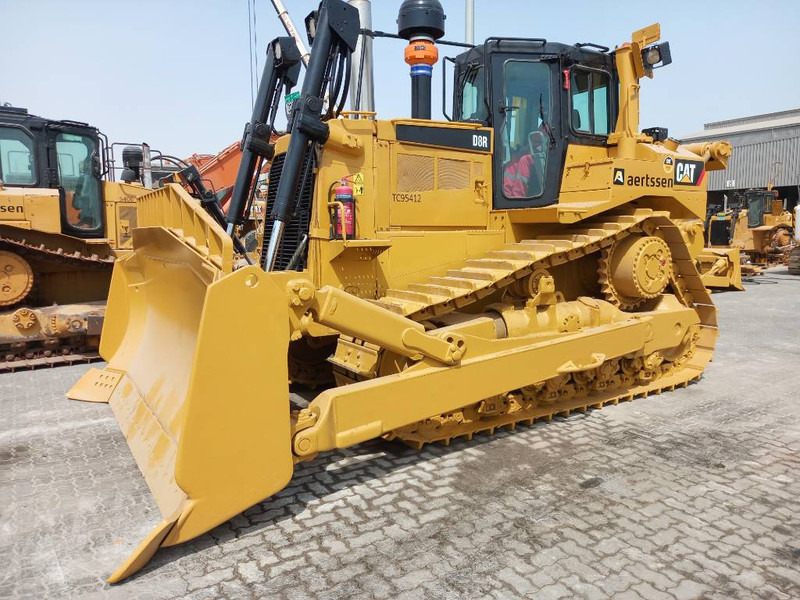 Cat D8R (Abu Dhabi) - Bulldozer: bild 2 Cat D8R (Abu Dhabi) - Bulldozer: bild 2