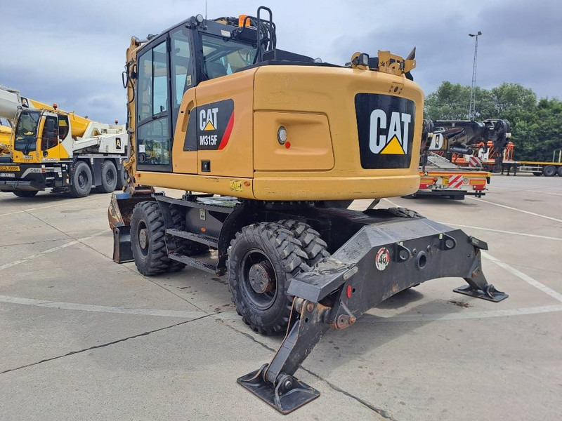 Cat M 315 F - Grävmaskin på däck: bild 2 Cat M 315 F - Grävmaskin på däck: bild 2