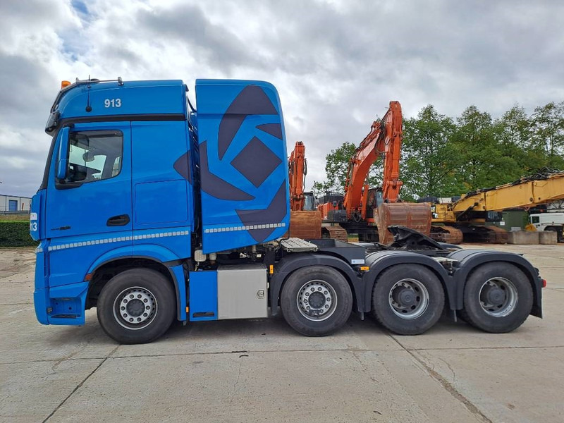 Mercedes-Benz Actros 4463 LS Giga (180Ton Push/Pull) - Dragbil: bild 2 Mercedes-Benz Actros 4463 LS Giga (180Ton Push/Pull) - Dragbil: bild 2