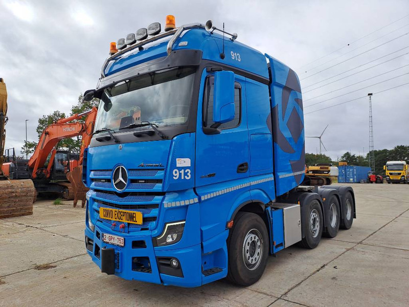 Mercedes-Benz Actros 4463 LS Giga (180Ton Push/Pull) - Dragbil: bild 1 Mercedes-Benz Actros 4463 LS Giga (180Ton Push/Pull) - Dragbil: bild 1