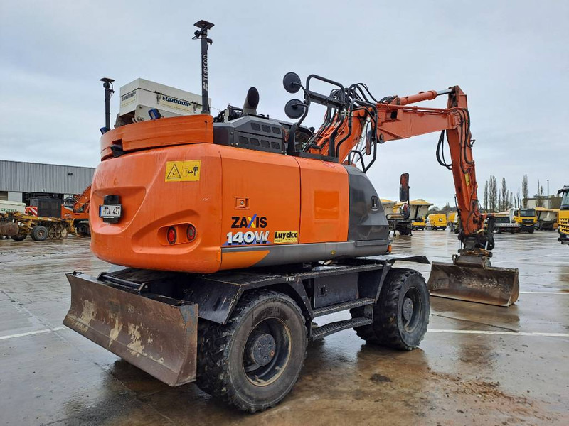 Hitachi ZX140WTB-6 (Topcon GPS + Engcon) - Grävmaskin på däck: bild 4 Hitachi ZX140WTB-6 (Topcon GPS + Engcon) - Grävmaskin på däck: bild 4