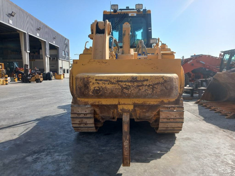 Komatsu D155-6R (4 pieces available in Abu Dhabi) - Bulldozer: bild 3 Komatsu D155-6R (4 pieces available in Abu Dhabi) - Bulldozer: bild 3