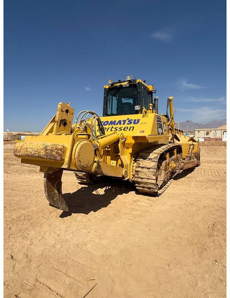 Komatsu D155A-6R (4 pieces available in Abu Dhabi) - Bulldozer: bild 4 Komatsu D155A-6R (4 pieces available in Abu Dhabi) - Bulldozer: bild 4