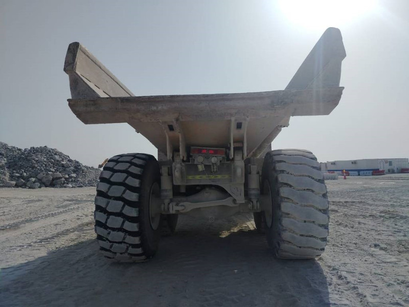 Komatsu HM400-3R (4 pieces available in Abu Dhabi) - Ramstyrd dumper: bild 5 Komatsu HM400-3R (4 pieces available in Abu Dhabi) - Ramstyrd dumper: bild 5