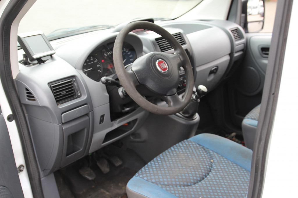 Fiat Scudo Thermo King V-500Max Tiefkühl Strom FRCX - Transportbil: bild 5 Fiat Scudo Thermo King V-500Max Tiefkühl Strom FRCX - Transportbil: bild 5