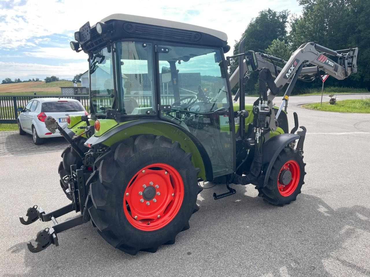 CLAAS Nexos 210 mit Frontlader und FZW, 236Bh, NEUWERTIG! - Traktor: bild 5 CLAAS Nexos 210 mit Frontlader und FZW, 236Bh, NEUWERTIG! - Traktor: bild 5