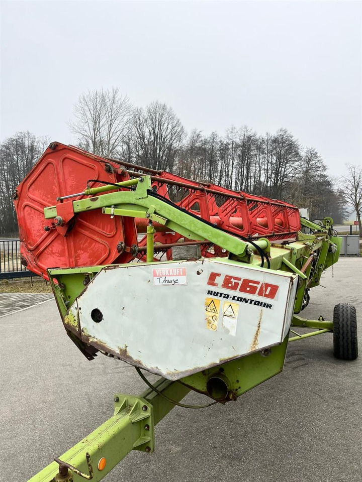 CLAAS Schneidwerk Claas C660 mit Autocontour, Transportwagen - Tillbehör för exakthack: bild 3 CLAAS Schneidwerk Claas C660 mit Autocontour, Transportwagen - Tillbehör för exakthack: bild 3