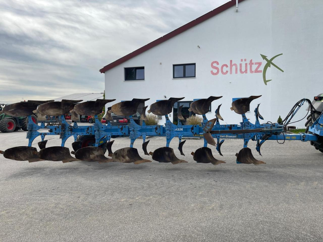 Lemken Pflug Vari Diamant 9X 6/7L100, 7-Schar, Baujahr 1999 - Plog: bild 1 Lemken Pflug Vari Diamant 9X 6/7L100, 7-Schar, Baujahr 1999 - Plog: bild 1