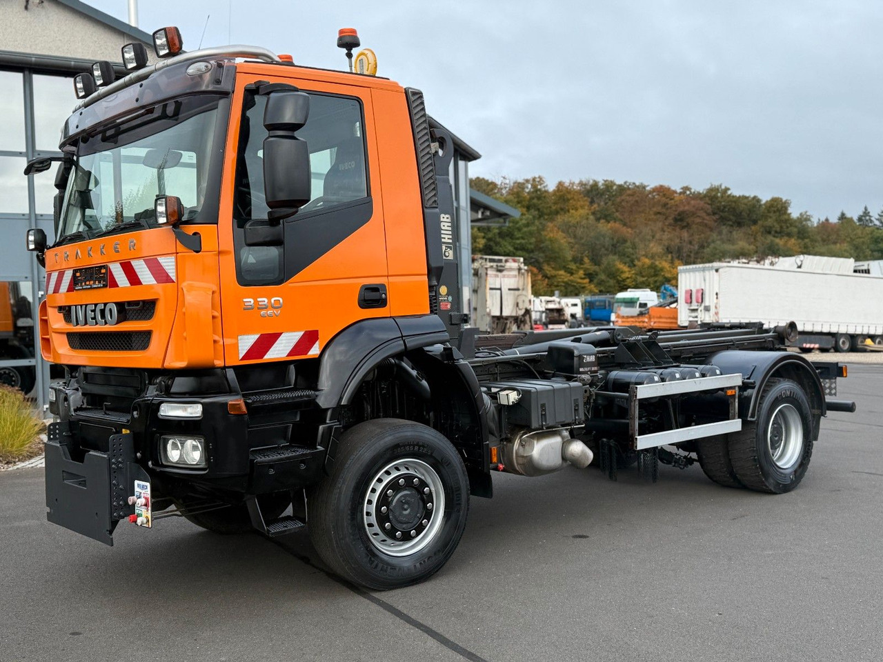 Iveco Trakker 330 EEV Winterdienst Abroll - Lastväxlare lastbil: bild 4 Iveco Trakker 330 EEV Winterdienst Abroll - Lastväxlare lastbil: bild 4