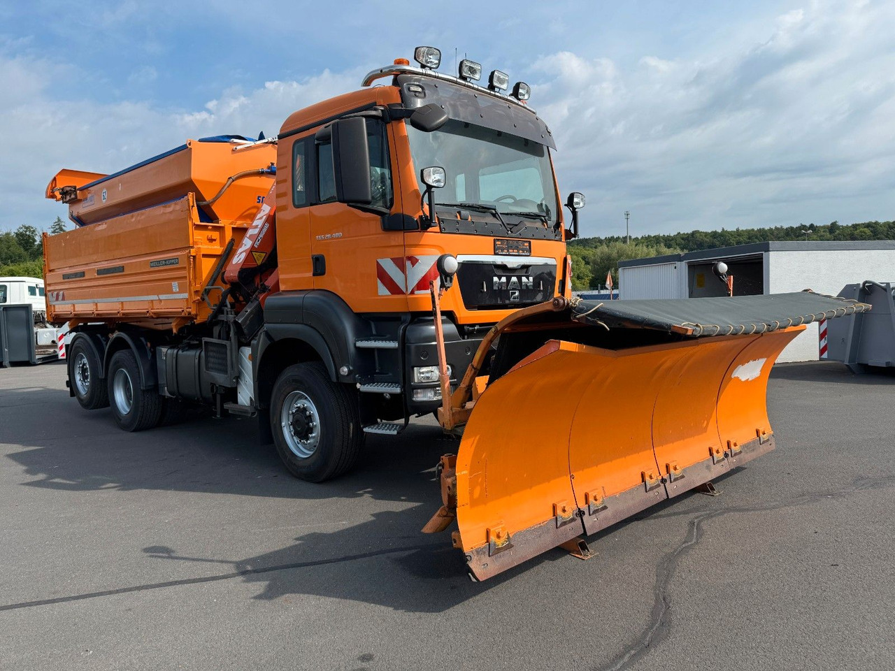 MAN TGS 28.400 6x4-4 BL Kipper / Kran / Winterdienst - Tippbil lastbil, Kranbil: bild 2 MAN TGS 28.400 6x4-4 BL Kipper / Kran / Winterdienst - Tippbil lastbil, Kranbil: bild 2