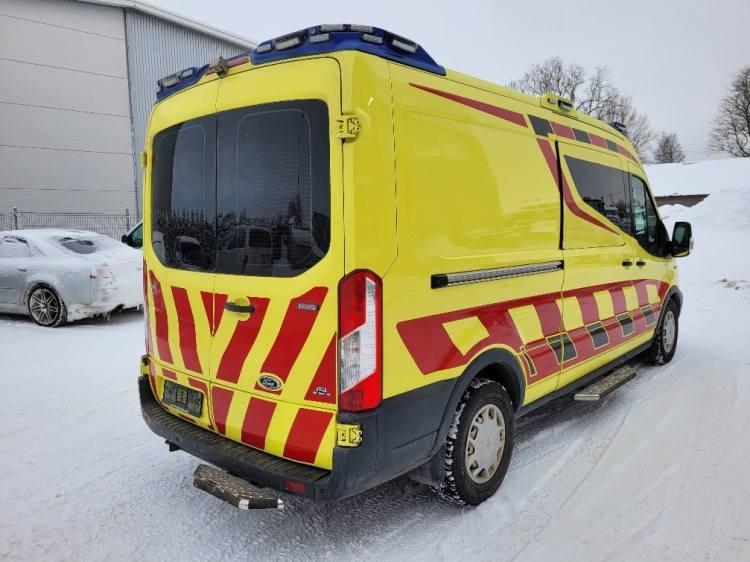 FORD TRANSIT 2,0TDI AMBULANCE KLIMA 4.2018 EURO 6, 3 UNITS - Ambulans: bild 3 FORD TRANSIT 2,0TDI AMBULANCE KLIMA 4.2018 EURO 6, 3 UNITS - Ambulans: bild 3