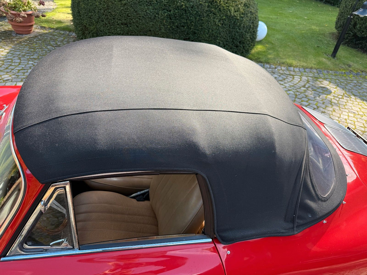 Porsche 356 C / 1600 C Reutter Cabrio Porsche 356 C / 1600 C Reutter Cabrio - Personbil: bild 5 Porsche 356 C / 1600 C Reutter Cabrio Porsche 356 C / 1600 C Reutter Cabrio - Personbil: bild 5