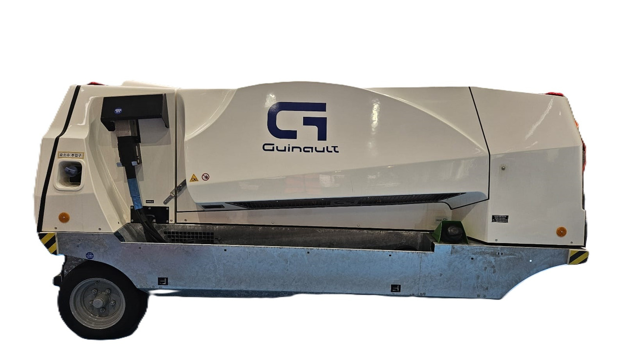 GUINAULT GPU 180kva - Markströmsaggregat: bild 3 GUINAULT GPU 180kva - Markströmsaggregat: bild 3