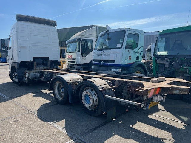 Volvo FH 12.380 FH12.380 6x2 - Chassi lastbil: bild 2 Volvo FH 12.380 FH12.380 6x2 - Chassi lastbil: bild 2