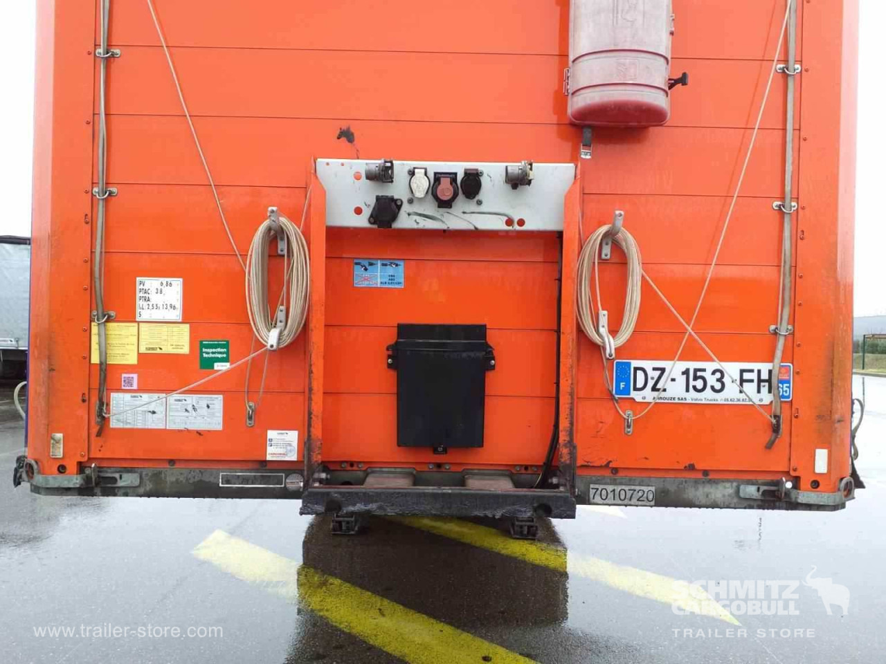 SCHMITZ Curtainsider Standard - Kapelltrailer: bild 4 SCHMITZ Curtainsider Standard - Kapelltrailer: bild 4
