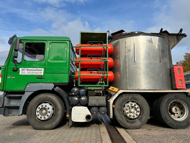 LKW MAN Asphaltkocher Bitumen Mastic mit Isolierung 26.414 - Asfaltmaskin: bild 1 LKW MAN Asphaltkocher Bitumen Mastic mit Isolierung 26.414 - Asfaltmaskin: bild 1