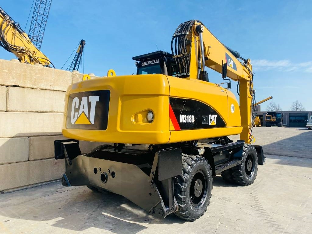 CAT M 318 D - Grävmaskin på däck: bild 5 CAT M 318 D - Grävmaskin på däck: bild 5
