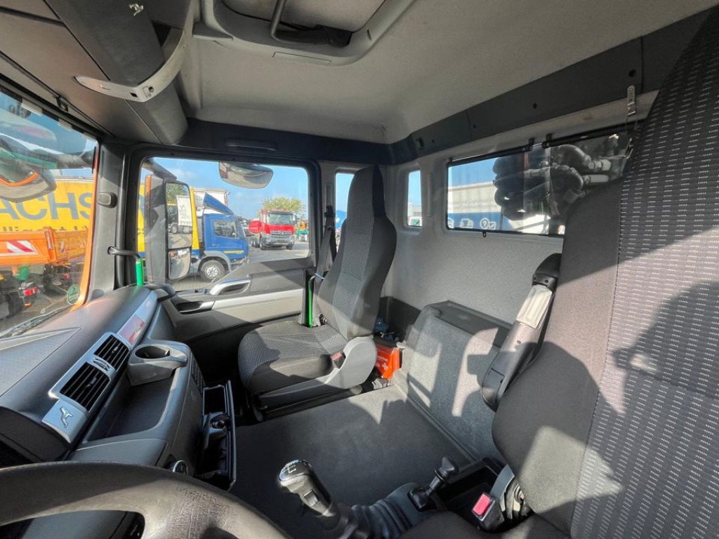 MAN TG-S 26.400 6x4H-2 BL Abrollkipper mit Kran Lift Lenk - Lastväxlare lastbil, Kranbil: bild 2 MAN TG-S 26.400 6x4H-2 BL Abrollkipper mit Kran Lift Lenk - Lastväxlare lastbil, Kranbil: bild 2