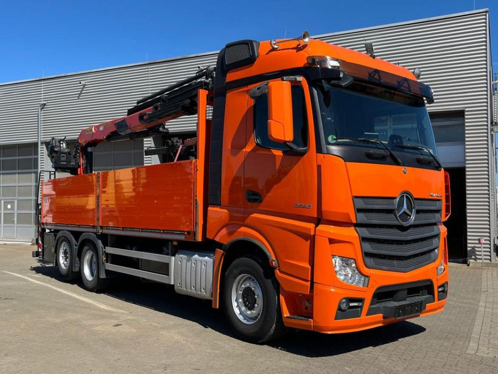 Mercedes-Benz Actros 2648 L 6x2 Pritsche Heckkran 3xhydr.Aussc - Kranbil: bild 2 Mercedes-Benz Actros 2648 L 6x2 Pritsche Heckkran 3xhydr.Aussc - Kranbil: bild 2